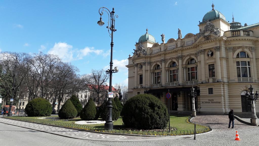 Apartament Feniks Stare Miasto Krakow Luaran gambar
